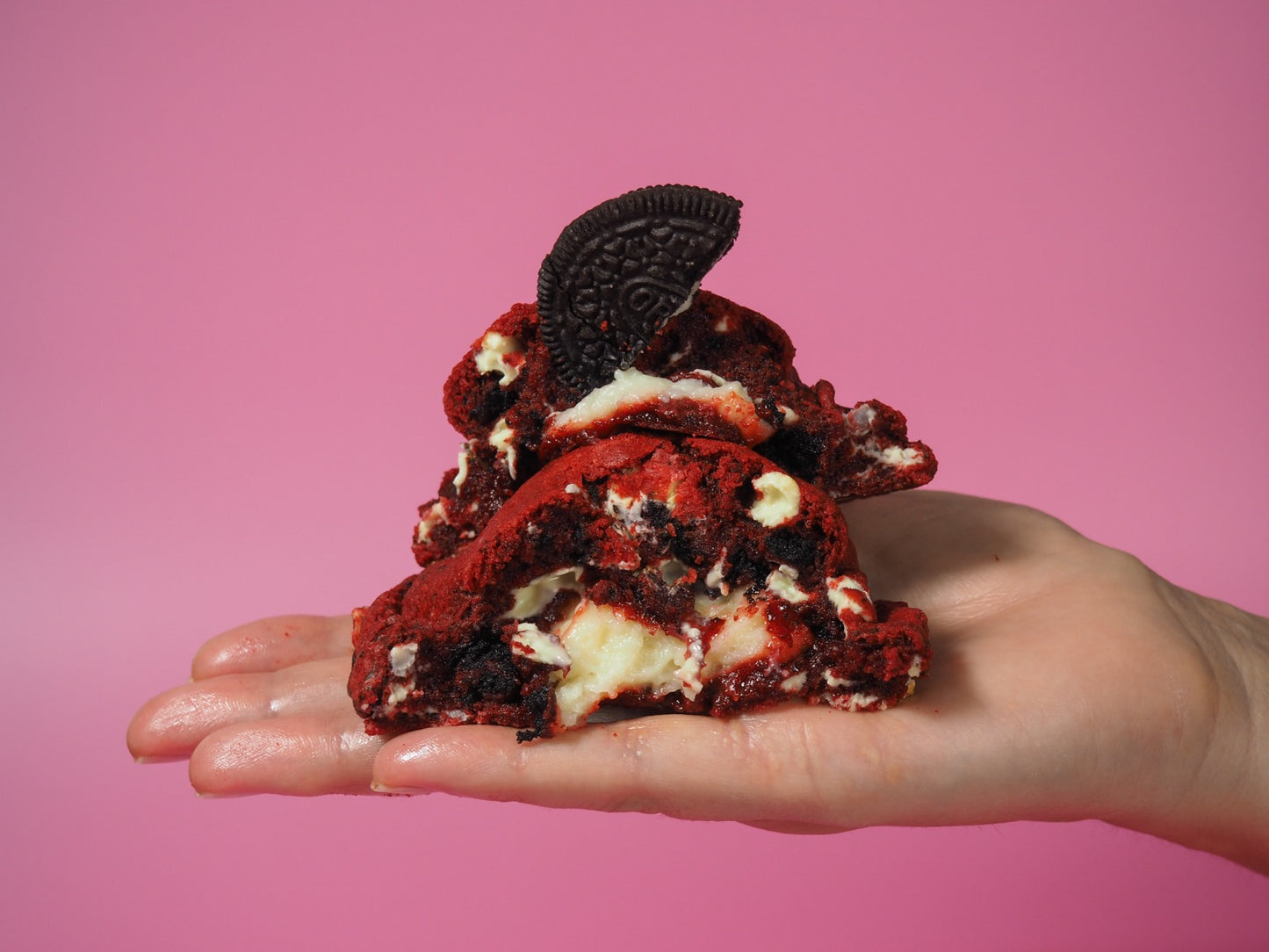 WoW Red Velvet Cream Cheese Cookie (6oz)