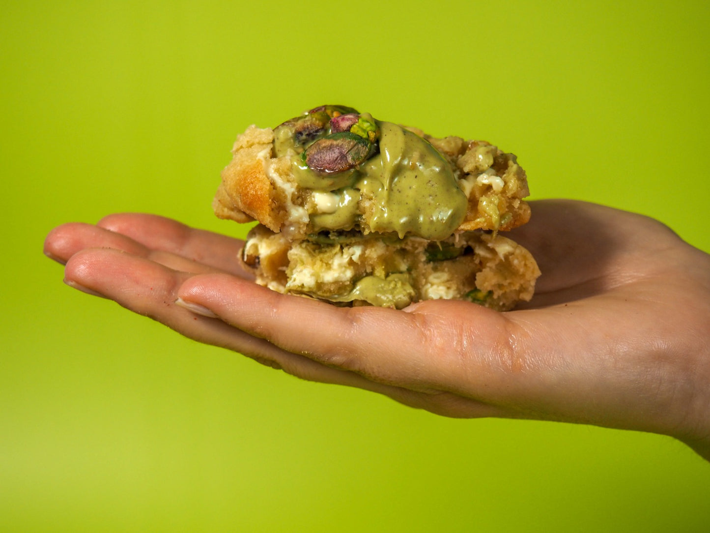 WoW Pistachio Cookie (6oz)