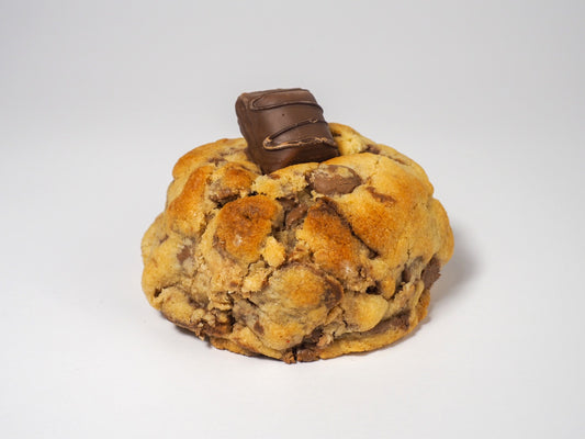 WoW Bueno Bomb Cookie (6oz)
