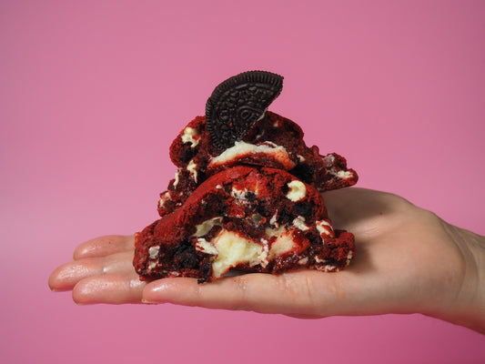 WoW Red Velvet Cream Cheese Cookie (6oz)